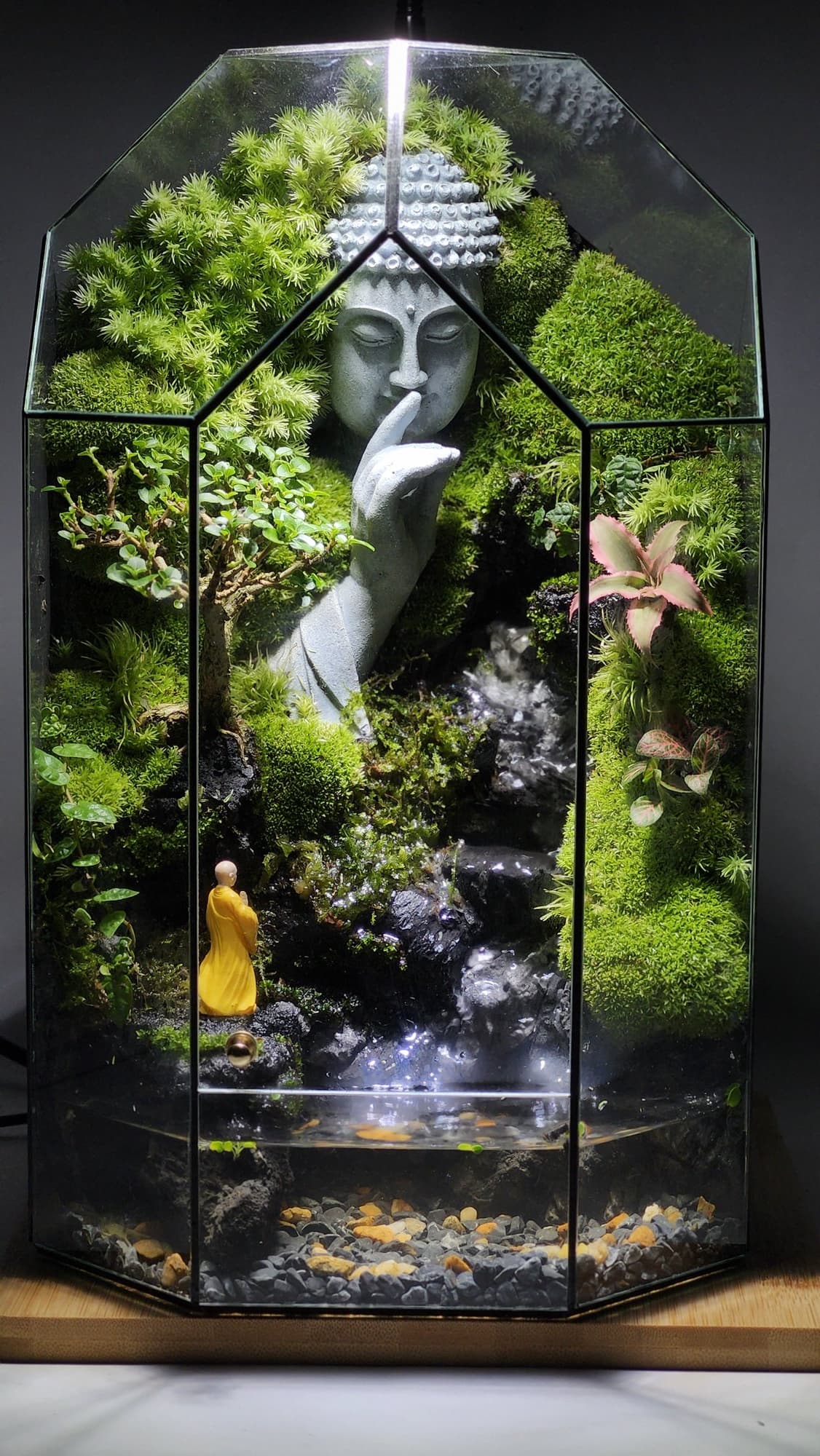 Đa Giác — Thiền Cảnh Lưu Thủy